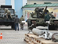 Выставка военной техники в Киеве: глава МВД Украины желает Путину "гореть в огне"