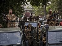 Теракты в Пакистане: толпа линчевала двух человек 