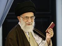 Хаменеи: санкции должны быть отменены сразу после заключения сделки с США