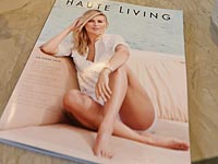 Фото полуобнаженной Марии Шараповой украсило обложку журнала Haute Living