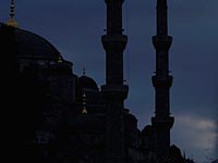 Блэкаут в Турции: Стамбул, Анкара, Анталья остались без света  