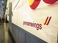 Самолет авиакомпании Germanwings совершил вынужденную посадку