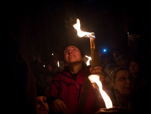 Схождение Благодатного огня в Иерусалиме 11.04.2015