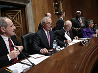 Комитет Сената США проголосовал за закон, позволяющий Конгрессу оценивать договор с Ираном