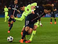 Луис Суарес забил два мяча. "Барселона" победила в Париже