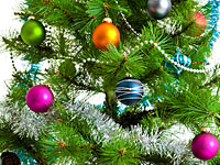 Израильским отелям и залам торжеств разрешено на Новый год устанавливать елки  