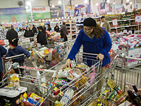 92% участников опроса обычно покупают продукты в супермаркетах крупных торговых сетей