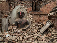 Жертвами землетрясения в Непале стали более 3.200 человек
