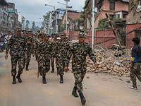 Непальские военные были направлены в район Лангтанг, чтобы защитить израильтян от местных жителей