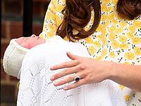 Новорожденная принцесса. Лондон, 02.05.2015