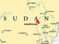 По сведениям СМИ, атакованные объекты находятся в районе Омдурман (северо-западный пригород Хартума)
