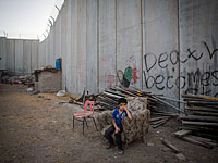 Врачи и полиция помогают семилетнему "попрошайке", заброшенному в Израиль из ПА