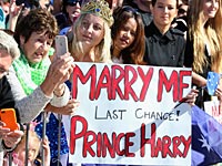 "Женись на мне, Гарри": австралийка сделала предложение принцу. ФОТО