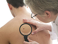 Онкологическое исследование: витамин B3 тормозит развитие рака кожи