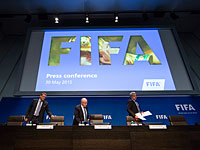 Президент FIFA Зепп Блаттер подал в отставку  