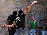 В Иерусалиме арабские подростки забросали камнями туристов