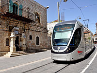 Иерусалимский трамвай подвергся "каменной атаке"  