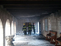 Сгорела Церковь хлебов и рыб в Капернауме: подозрение на поджог