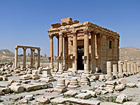 Боевики "Исламского государства" заминировали руины древней Пальмиры  