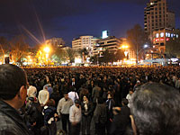 В Ереване проходит массовая демонстрация против подорожания электроэнергии
