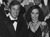 Жан-Поль Бельмондо и Лаура Антонелли в Каннах. 1974 год
