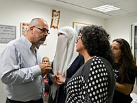 Родственники Хадра Аднана в больнице "Асаф а-Рофе". 29 июня 2015 года