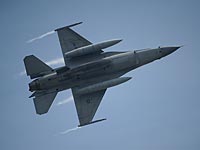 Египетские F-16 бомбят позиции ИГ на границе Израиля
