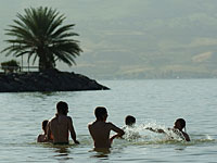 Минздрав не рекомендует купаться на двух пляжах на озере Кинерет 