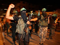 ХАМАС провел в секторе Газы парад и показал новые ракеты