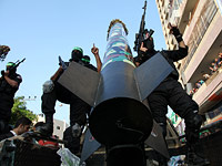 Ракета M75 на параде боевиков ХАМАС в Газе