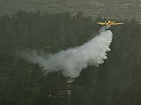 Сильный пожар в Иорданской долине, в воздух подняты самолеты