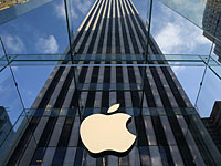 После публикации финансового отчета началось резкое падение акций Apple  