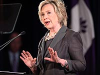 Хиллари Клинтон отрицает, что использовала личную почту для пересылки секретных материалов