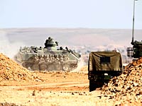 Турецкие военнослужащие на сирийско-турецкой границе