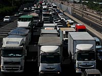 Минтранс запретил переправлять грузовики из Европы в арабские страны по израильским дорогам