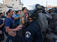 Столкновения в Бейт-Эле, полиция применила водометы