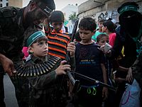 Церемония выпуска боевиков ХАМАС в Газе. Фоторепортаж