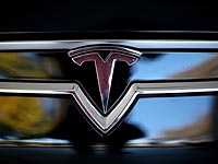 Tesla представила полуавтономный автомобиль, основанный на израильских технологиях