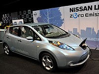 Электромобили Nissan научились предупреждать пешеходов о своем приближении