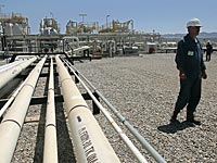 На нефтяном месторождении в Курдистане, Ирак