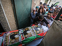 В похоронах Рихам Дауабше приняли участие свыше двух тысяч палестинцев
