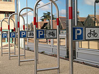 Госкомиссия по застройке сократила парковки в центрах городов и выделила места для велосипедов
