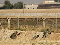 Турецкие военнослужащие на сирийской границе   