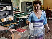 Выборы в Греции: опросы показывают победу "Сиризы" Ципраса