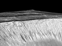 Снимок поверхности Марса. Сентябрь 2015 года