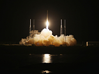 Запуск ракеты-носителя Falcon-9  компании Space-X (архив)