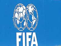 Кандидат на пост главы ФИФА отстранен от футбола