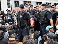 СМИ: у ЕС есть секретный план депортации 400 тысяч мигрантов
