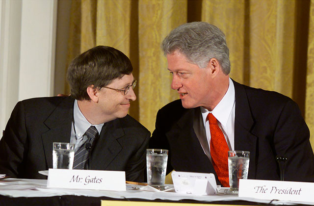 Билл Гейтс и Билл Клинтон в 2000-м
