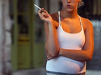 Кампании против курения понижают самооценку курильщиков и мешают им бросить курить